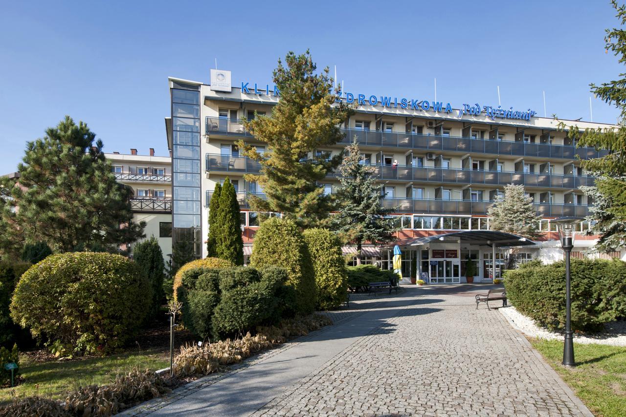 فندق تشيخوتشينيكفي  Klinika Uzdrowiskowa "Pod Tezniami" المظهر الخارجي الصورة